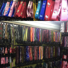 Load image into Gallery viewer, Q UNCLE Street Popular Words White Lanyards